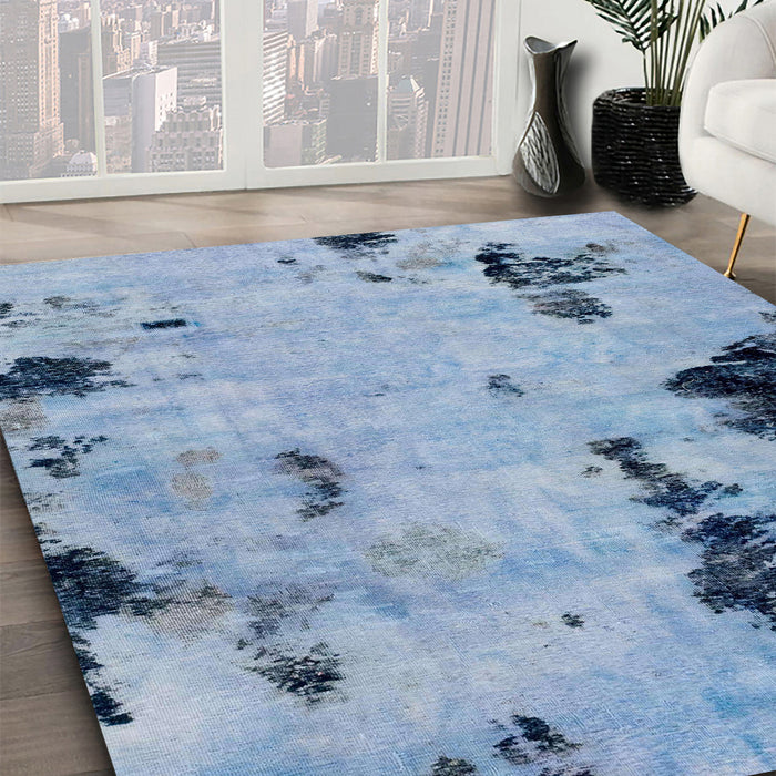 Machine Washable Abstract Silk Blue Rug in a Family Room, wshabs1959