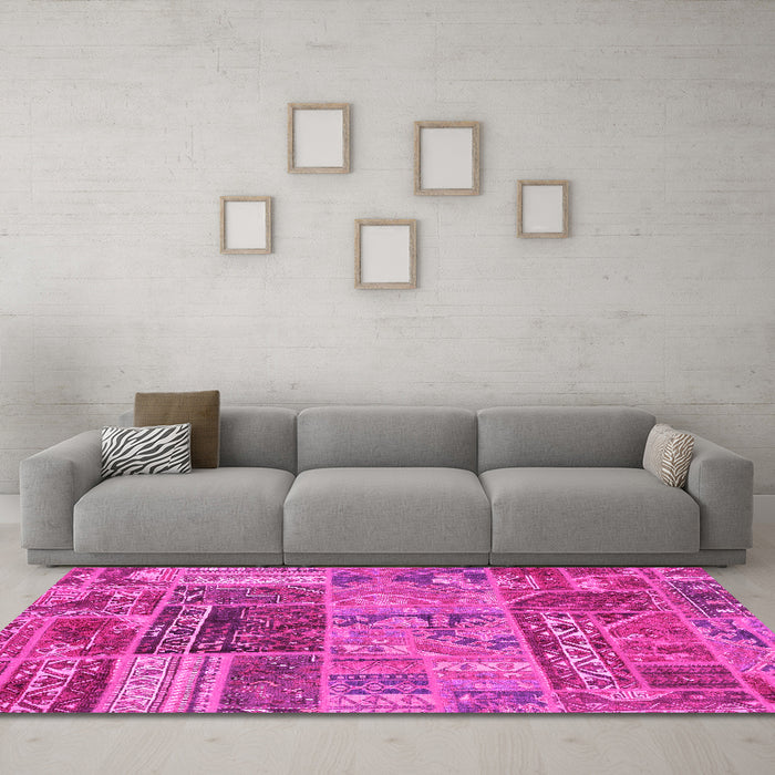 Machine Washable Patchwork Pink Transitional Rug in a Living Room, wshabs1963pnk