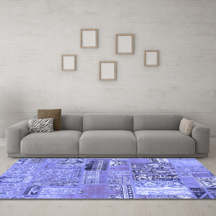 Machine Washable Patchwork Blue Transitional Rug in a Living Room, wshabs1964blu