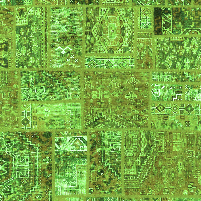 Patchwork Green Transitional Rug, abs1965grn