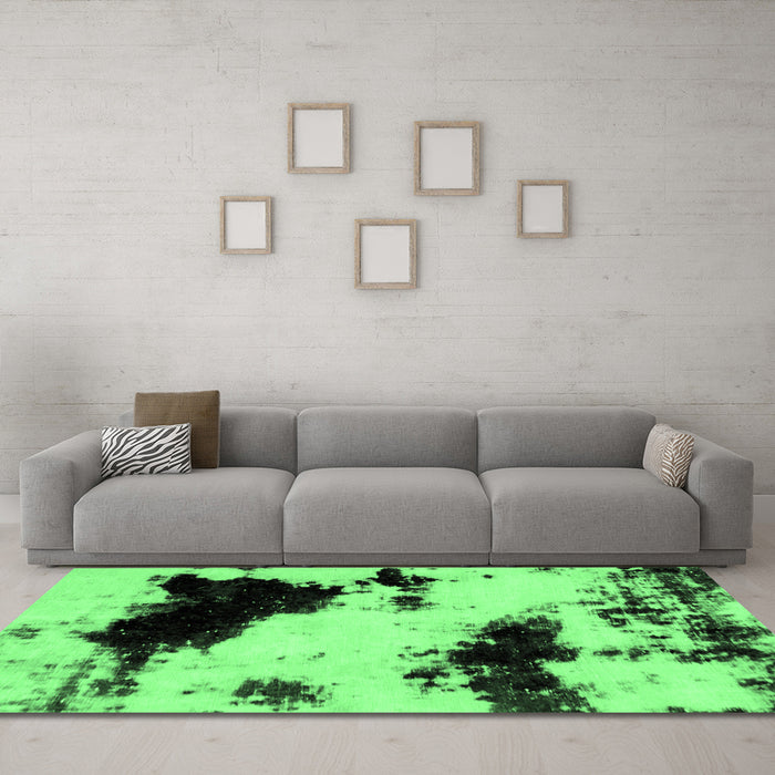 Machine Washable Abstract Emerald Green Modern Area Rugs in a Living Room,, wshabs1967emgrn