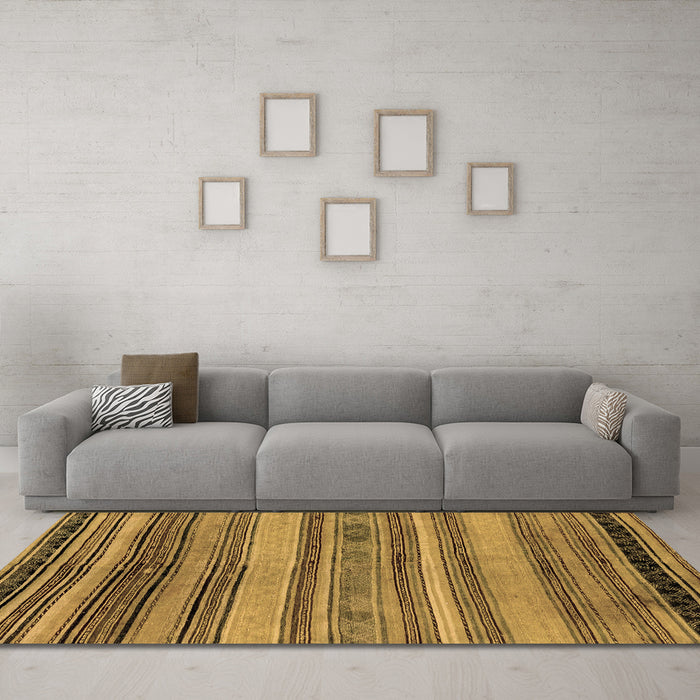 Machine Washable Abstract Brown Modern Rug in a Living Room,, wshabs1969brn