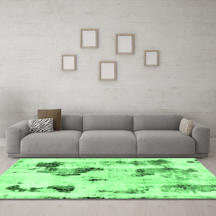 Machine Washable Abstract Emerald Green Modern Area Rugs in a Living Room,, wshabs1972emgrn