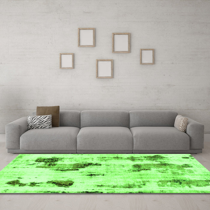 Machine Washable Abstract Green Modern Area Rugs in a Living Room,, wshabs1972grn