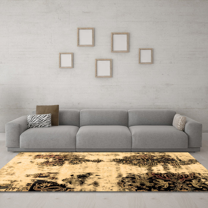 Machine Washable Abstract Brown Modern Rug in a Living Room,, wshabs1976brn