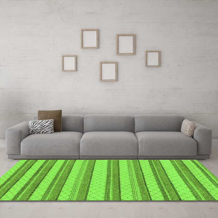 Machine Washable Solid Green Modern Area Rugs in a Living Room,, wshabs197grn