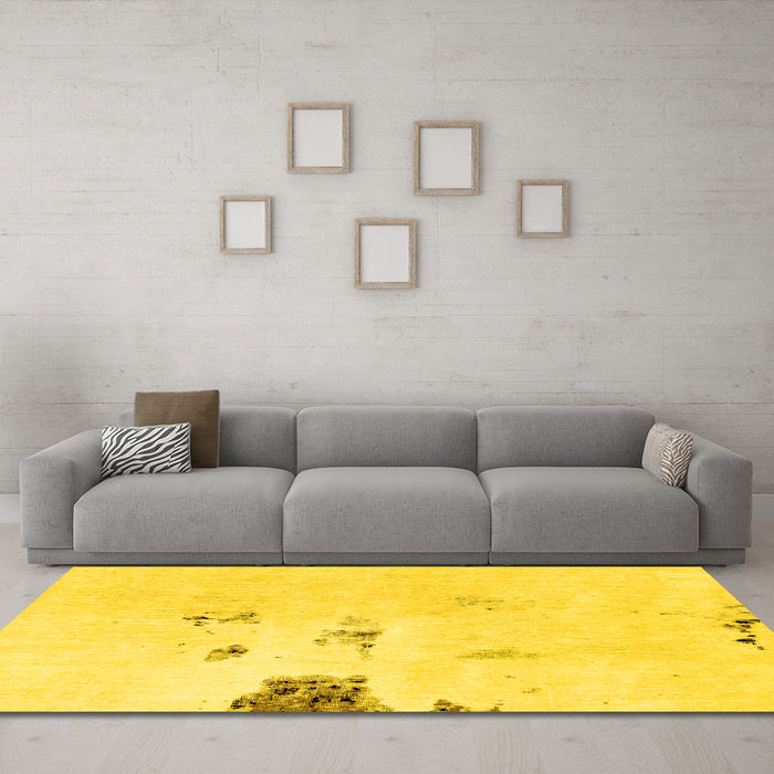 Machine Washable Abstract Yellow Modern Rug in a Living Room, wshabs1983yw