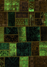 Patchwork Green Transitional Rug, abs1989grn