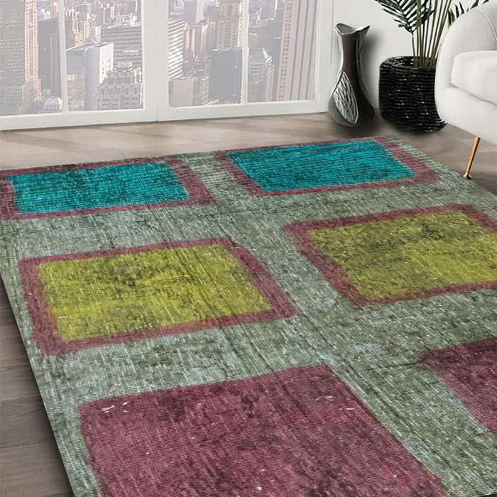 Abstract Rosy Purple Modern Rug in Family Room, abs1993