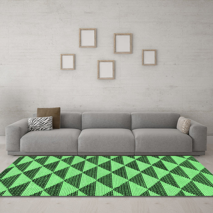 Machine Washable Abstract Emerald Green Modern Area Rugs in a Living Room,, wshabs199emgrn