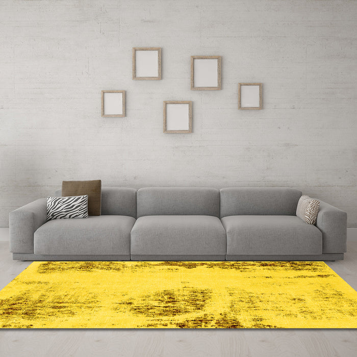 Machine Washable Abstract Yellow Modern Rug in a Living Room, wshabs2009yw