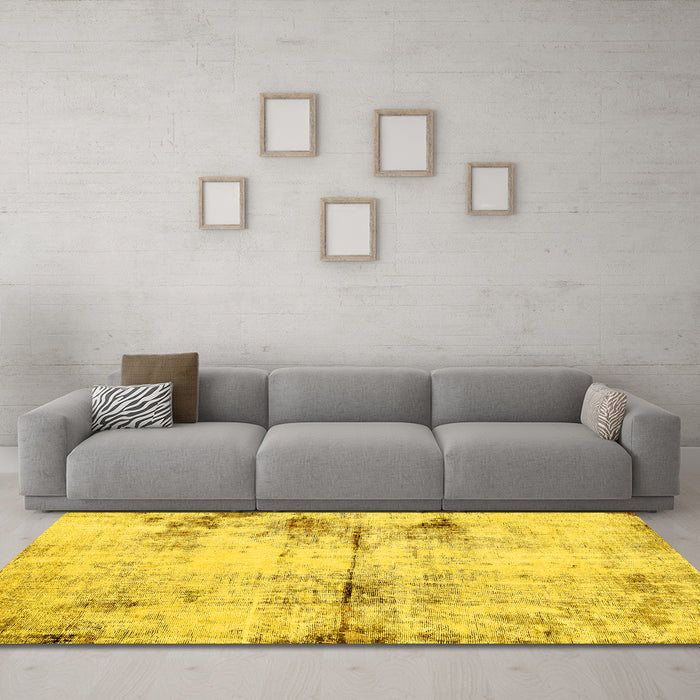 Machine Washable Abstract Yellow Modern Rug in a Living Room, wshabs2010yw