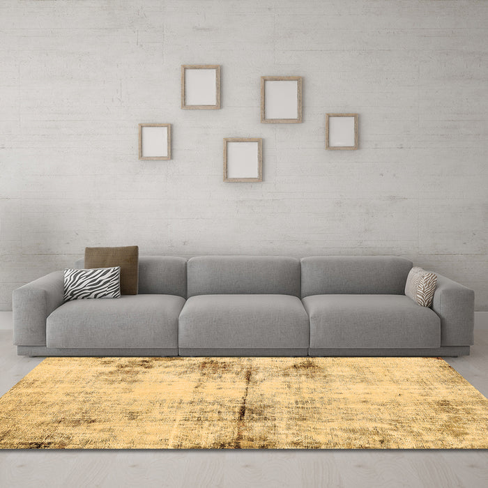 Machine Washable Abstract Brown Modern Rug in a Living Room,, wshabs2010brn