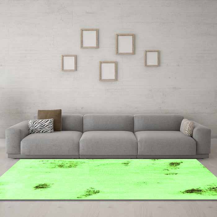 Machine Washable Abstract Green Modern Area Rugs in a Living Room,, wshabs2016grn