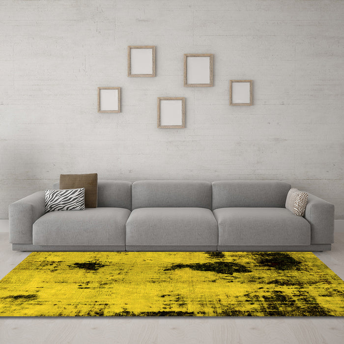 Machine Washable Abstract Yellow Modern Rug in a Living Room, wshabs2017yw