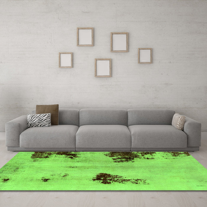 Machine Washable Abstract Green Modern Area Rugs in a Living Room,, wshabs2018grn