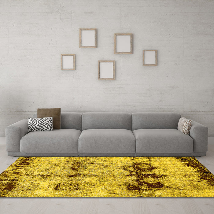 Machine Washable Abstract Yellow Modern Rug in a Living Room, wshabs2019yw