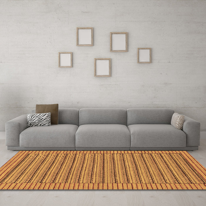 Machine Washable Abstract Brown Modern Rug in a Living Room,, wshabs201brn