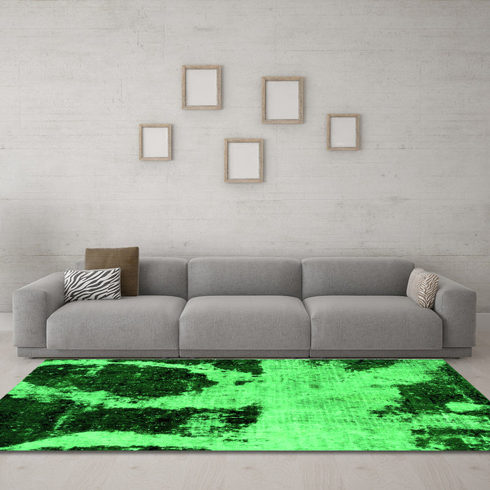 Machine Washable Abstract Green Modern Area Rugs in a Living Room,, wshabs2025grn