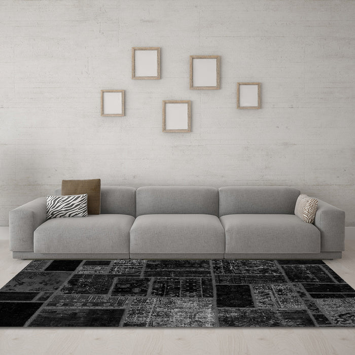 Machine Washable Patchwork Gray Transitional Rug in a Living Room,, wshabs2027gry