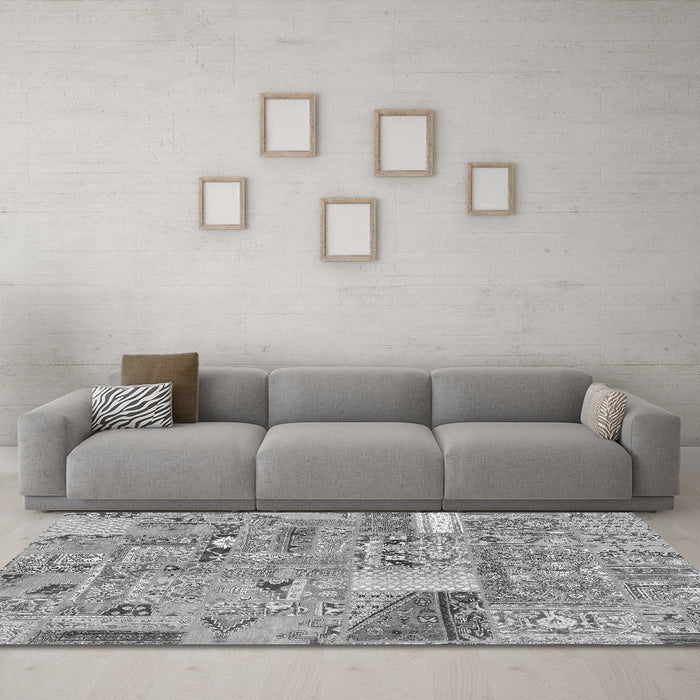 Machine Washable Patchwork Gray Transitional Rug in a Living Room,, wshabs2035gry