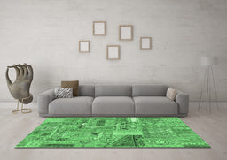 Machine Washable Patchwork Emerald Green Transitional Area Rugs in a Living Room,, wshabs2035emgrn