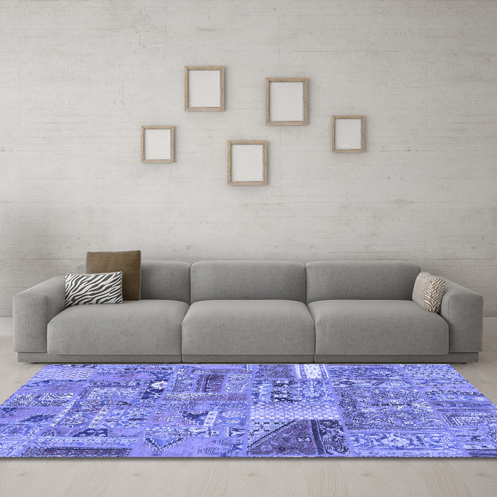 Machine Washable Patchwork Blue Transitional Rug in a Living Room, wshabs2035blu