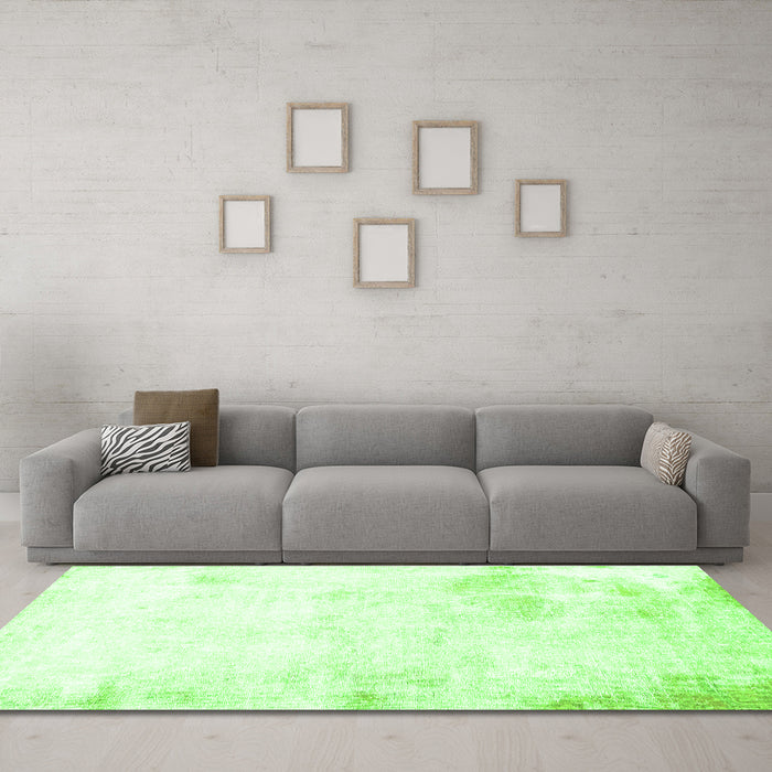 Machine Washable Abstract Green Modern Area Rugs in a Living Room,, wshabs2049grn