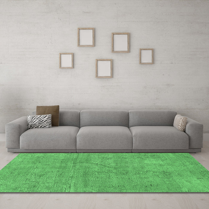 Machine Washable Abstract Emerald Green Modern Area Rugs in a Living Room,, wshabs2054emgrn