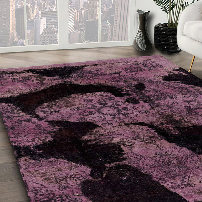 Machine Washable Abstract Raspberry Purple Rug in a Family Room, wshabs2058