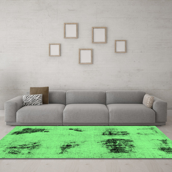 Machine Washable Abstract Emerald Green Modern Area Rugs in a Living Room,, wshabs2059emgrn