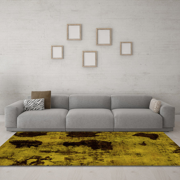 Machine Washable Abstract Yellow Modern Rug in a Living Room, wshabs2065yw
