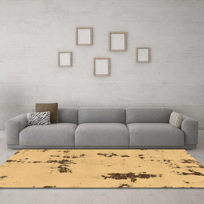 Machine Washable Abstract Brown Modern Rug in a Living Room,, wshabs2067brn