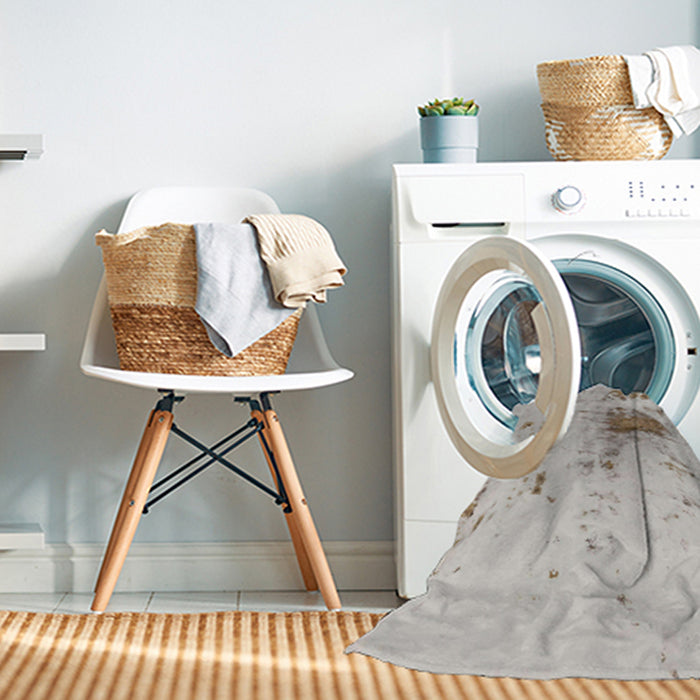 Machine Washable Abstract Pale Silver Gray Rug in a Washing Machine, wshabs2070