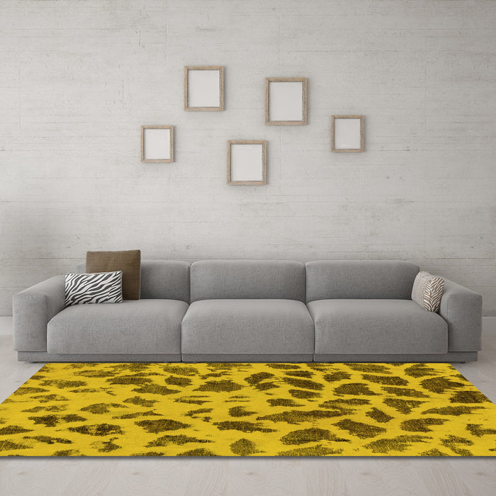 Machine Washable Abstract Yellow Modern Rug in a Living Room, wshabs2071yw