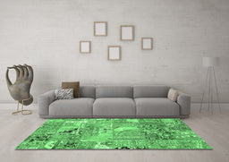 Machine Washable Patchwork Emerald Green Transitional Area Rugs in a Living Room,, wshabs2076emgrn