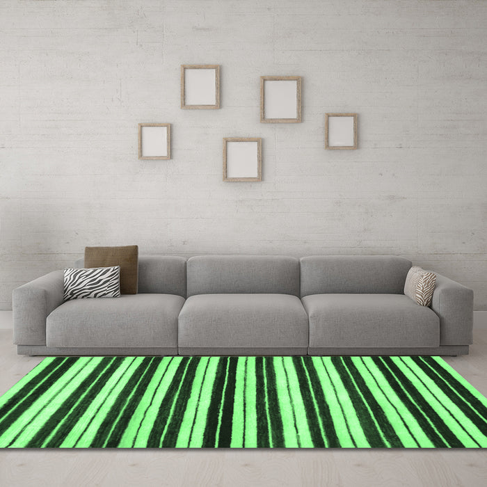 Machine Washable Abstract Emerald Green Modern Area Rugs in a Living Room,, wshabs207emgrn
