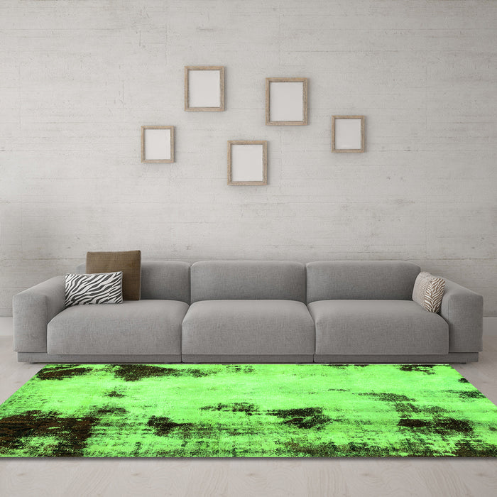 Machine Washable Abstract Green Modern Area Rugs in a Living Room,, wshabs2081grn