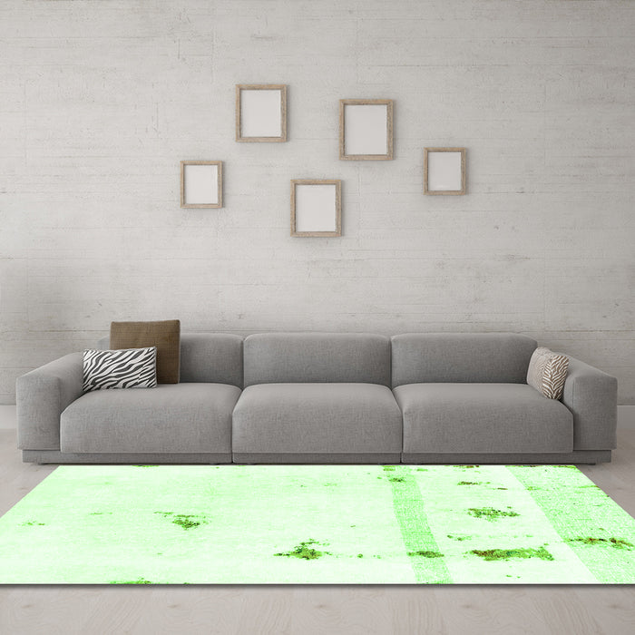 Machine Washable Abstract Green Modern Area Rugs in a Living Room,, wshabs2083grn