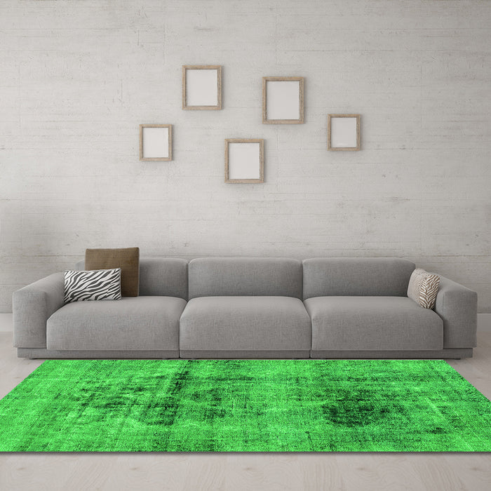 Machine Washable Abstract Green Modern Area Rugs in a Living Room,, wshabs2087grn