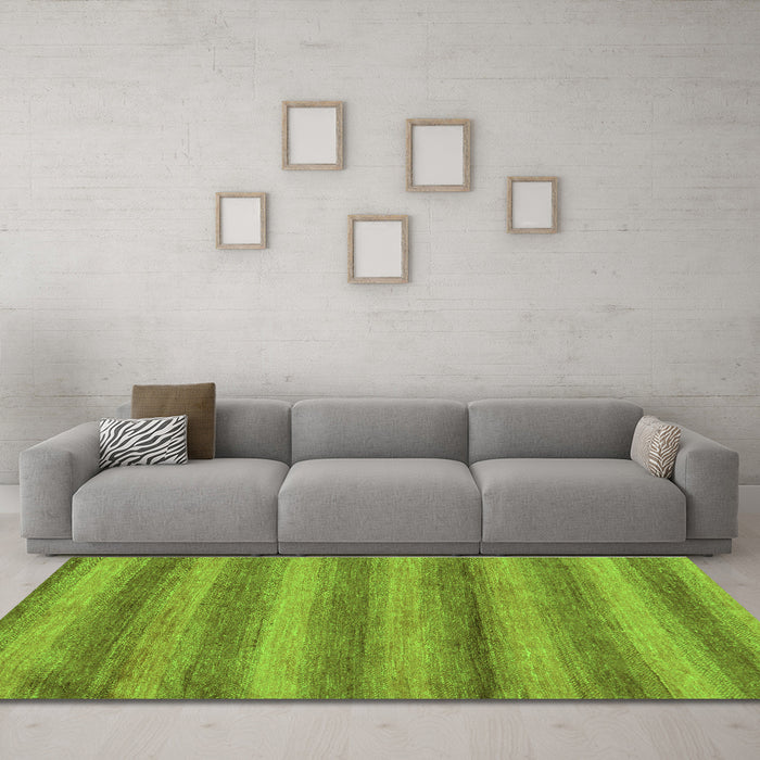 Machine Washable Abstract Green Modern Area Rugs in a Living Room,, wshabs208grn