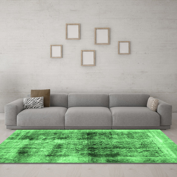 Machine Washable Abstract Emerald Green Modern Area Rugs in a Living Room,, wshabs2093emgrn