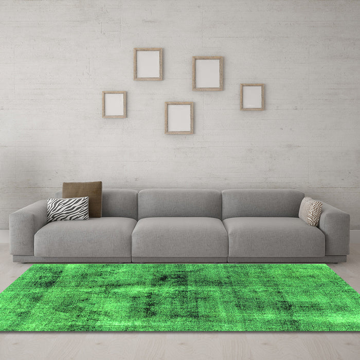 Machine Washable Abstract Green Modern Area Rugs in a Living Room,, wshabs2098grn