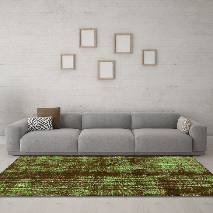 Machine Washable Oriental Green Traditional Area Rugs in a Living Room,, wshabs2099grn