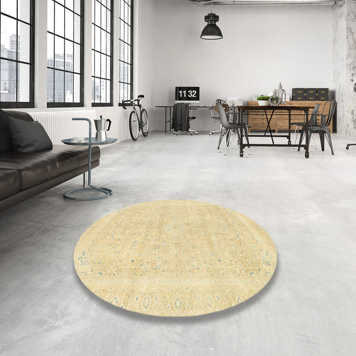 Round Abstract Brown Gold Modern Rug in a Office, abs2100