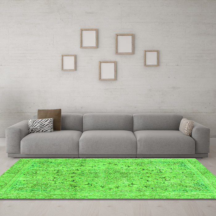 Machine Washable Abstract Green Modern Area Rugs in a Living Room,, wshabs2104grn