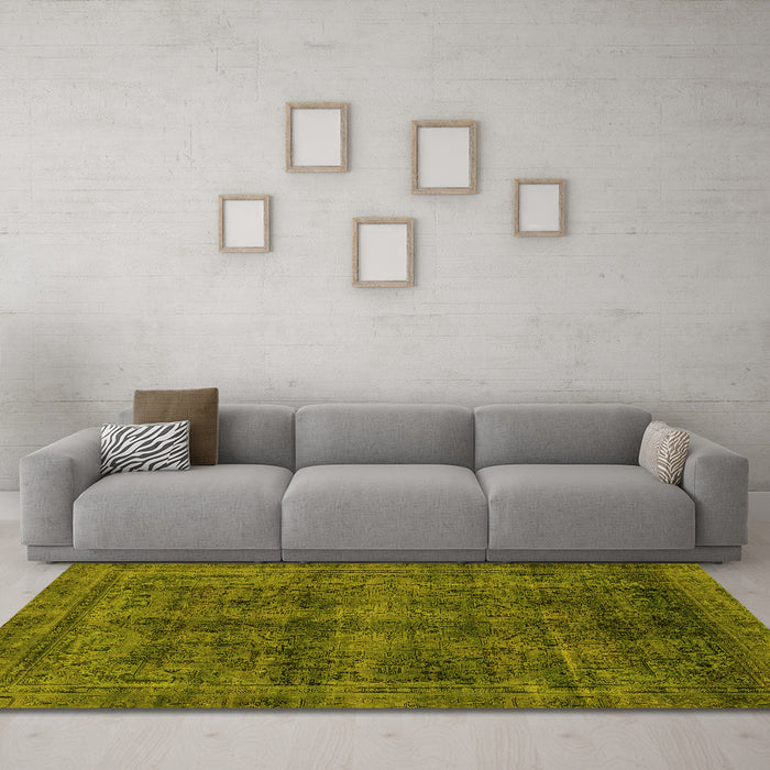 Machine Washable Abstract Yellow Modern Rug in a Living Room, wshabs2105yw