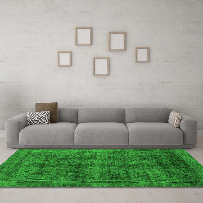 Machine Washable Abstract Green Modern Area Rugs in a Living Room,, wshabs2105grn