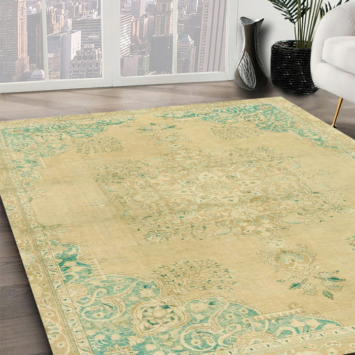 Machine Washable Abstract Brown Gold Rug in a Family Room, wshabs2106