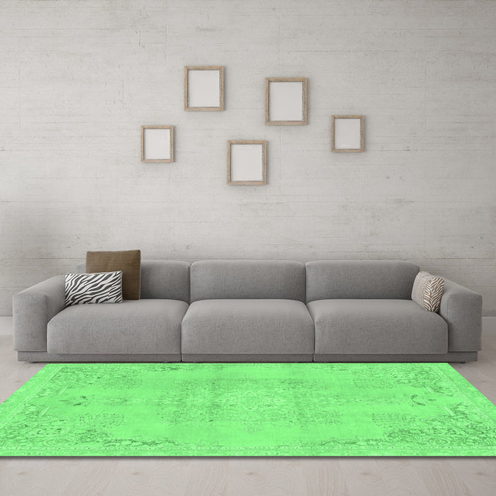 Machine Washable Abstract Emerald Green Modern Area Rugs in a Living Room,, wshabs2106emgrn